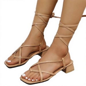 Sandalias de tacón medio con estampado de leopardo para mujer, ligeras, con tacón grueso, suela de goma y cierre de botón de PU - Product Image 2