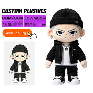 Peluche personnalisée brodée, tendance, kawaii, personnage humanoïde, super douce, petite figurine en peluche pour un bureau esthétique - Product Image 1