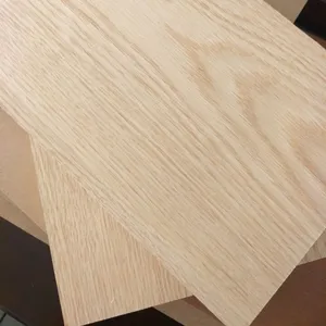 Oriented strand board Bianco/Rosso/Rovere Affumicato Tipo Naturale Impiallacciatura di Legno Compensato