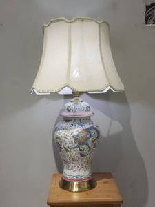 Large cream color ceramic ginger jar body <strong>lamp</strong> <strong>UK</strong> market like <strong>table</strong> <strong>lamp</strong> with pleated <strong>shade</strong> - Product Image 4