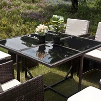 Platzsparendes Modernes Komfortables Rattan-Würfel Esstisch-Stuhl-Set mit Gartenmöbeln für Apartments und Hotels