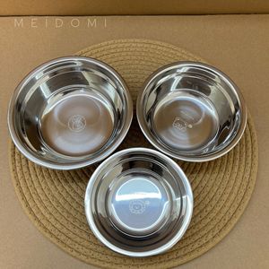 Plato de Acero Inoxidable Redondo con Diseño de Oso de Dibujos Animados, Apto para Alimentos, Multiusos, con Fondo Plano, para Comidas de Hotel, Café y Té - Product Image 4