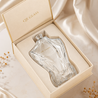Flacon de parfum rechargeable unique en verre transparent de 100 ml, pompe électro-plaquée, capuchon métallique unique, anti-fuite, portable, personnalisable