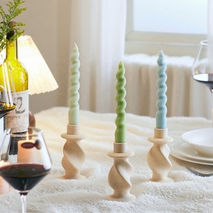 Velas Aromáticas Modernas Hechas a Mano con Tallo Largo, Espiral Retorcida de Cera de Parafina, Creando Atmósfera Navideña y de Cumpleaños - Product Image 6