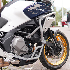 Barra Protectora Universal Personalizada para Motocicleta, Negra y Blanca, Protección Media y Inferior, Accesorios de Protección contra Choques para Carretera, CFMOTO <span class=keywords><strong>MT700</strong></span> - Product Image 1
