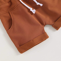 Kledingset voor babyjongens: geruite shirt met korte mouwen en effen broekje