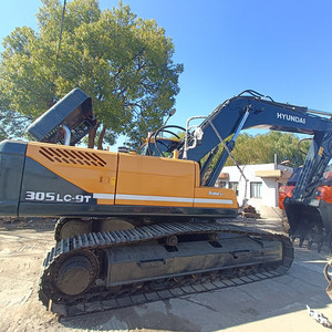 Excavatrice sur chenilles Hyundai Robex 305LC-9T d'occasion, modèle 2023, poids opérationnel de 30,2 tonnes, capacité de la benne de 1,38 m³, hydraulique Kawasaki - Product Image 6