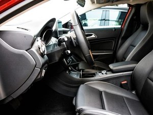 SUV de boutique de alta calidad para Mercedes.Benz <span class=keywords><strong>GLA</strong></span> 2018 <span class=keywords><strong>GLA</strong></span> <span class=keywords><strong>200</strong></span> Dynamic Hybrid Gas Dirección de <span class=keywords><strong>mano</strong></span> derecha Venta al por mayor barata - Product Image 6