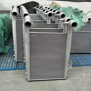 Le produit chaud chinois le plus vendu <span class=keywords><strong>Camion</strong></span> de voiture utilisé dans Renault <span class=keywords><strong>MAGNUM</strong></span> intercooler - Product Image 2