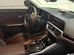 <span class=keywords><strong>BMW</strong></span> Série 3 Sport 2021, sièges en tissu, berline, moteur 2.0T turbo, boîte automatique, roues R18, conduite à gauche - Product Image 4