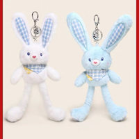 Porte-clés Pendentif Sac Anti-stress Drôle en Peluche Lapin Mignon à Oreilles Mobiles à Carreaux Bleus et Blancs