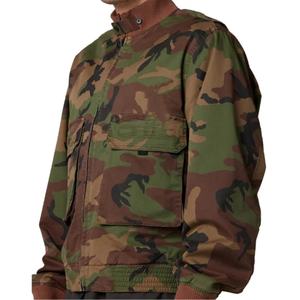 Veste bomber en coton pour homme, style streetwear, imprimé camouflage, poches utilitaires, bordure côtelée - Product Image 4