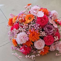 Décoration de mariage, grande boule de fleurs blanches en rose, fleurs de gypsophile, centre de table pour mariage, événement, fête