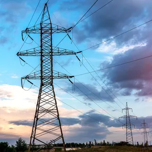 Équipement de hauteur Distribution électrique 500kv Transmission Tour de câble d'alimentation tubulaire