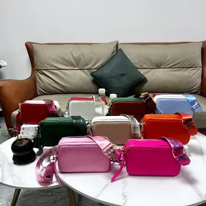 Tas tangan 2024, tas tangan pesta tren, Tas banyak warna dengan dompet desainer wanita rantai untuk wanita