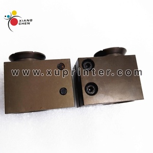 Ventouse de transport WD de haute qualité (1 paire) pour pièces d'impression offset KBA M8135590 - Product Image 6