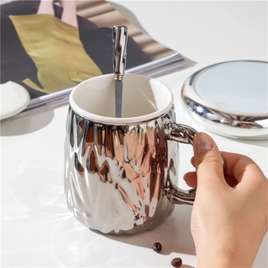 Factory Supply <b>USB</b> <b>Heating</b> Ceramic Coffee Mug Thermostatic 55 Degrees Spoon Water Cup Ceramic Coffee Cup Ceramic Tea Cup - Product Image 1