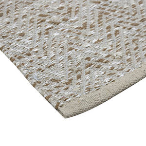Tapis imprimés en coton durable, design moderne, texture confortable et facile à laver pour la décoration de la maison et du camping. - Product Image 2