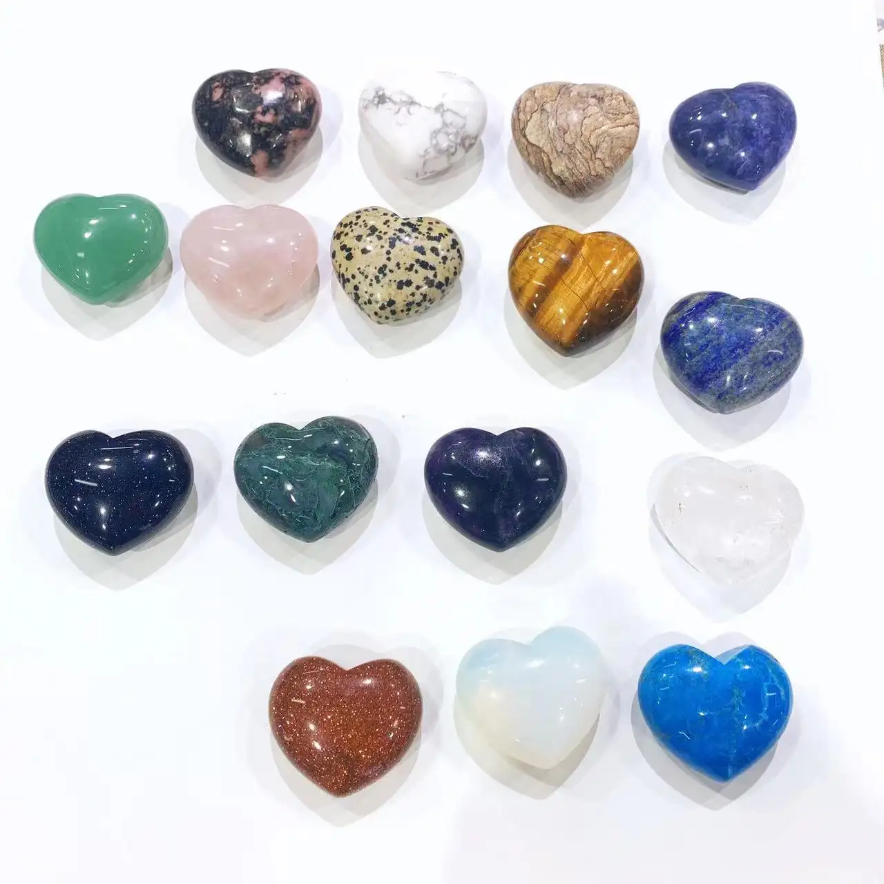 40mm Wholesale Crystal Heart Shaped Love Stones Mixed Color Healing Crystal Stone Hearts