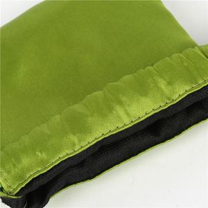 Sacs en satin de soie personnalisés avec logo pour bijoux, emballage de luxe avec logo imprimé en sérigraphie - Product Image 5
