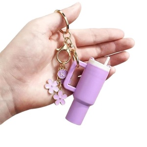 <span class=keywords><strong>Stanley</strong></span> Cross-Border Nuevo Colgante Llavero Floral en Forma de Copa, Bolsa de Almacenamiento de Lápiz Labial para el Día de San Valentín, Adorno Colgante Modelo YH005 - Product Image 5