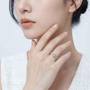แหวนเพชรแท้แบบกึ่งฝัง ดีไซน์คลาสสิกยอดนิยม ทองคำขาว 18K สำหรับผู้หญิง - Product Image 6