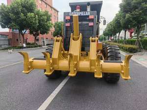 Niveleuse Caterpillar 140K avec moteur Cat C7.1 ACERT, vitesse de marche avant de 45 km/h, poids de 16 500 kg, niveleuse moyenne - Product Image 2