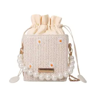 Borsa da spiaggia estiva in paglia con coulisse tasca quadrata perlata borsa a tracolla Mini borsa Casual in pizzo Daisy per ragazze