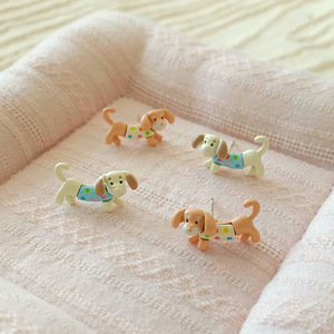 Boucles d'oreilles pour femmes, motif <span class=keywords><strong>chien</strong></span> teckel ondulé de dessin animé, avec tige en argent, design unique et mignon, polyvalentes pour étudiantes - Product Image 3
