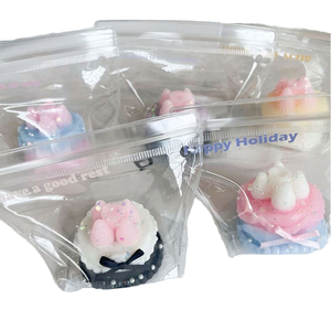 Jouet anti-stress collant en forme de gâteau aux fraises, en TPR, <span class=keywords><strong>cadeau</strong></span> pour adolescents et adultes, jouet de bureau amusant en gros - Product Image 1