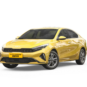 2024 Voitures à essence d'<span class=keywords><strong>occasion</strong></span> bon marché Kia K3 Offre Spéciale fabriquées en Chine Voitures à essence SUV 5 places Kia K3 à Bichkek - Product Image 1