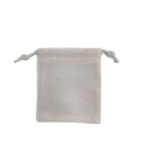 Pochette à cordon floquée grise anti-poussière avec logo personnalisé au toucher doux pour écouteurs, rangement de bijoux et clé USB - Product Image 3