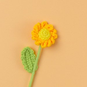 Bouquet de petites marguerites en laine tricotée au crochet, fait main, fleur fraîche préservée créative, fleur artificielle, Saint-Valentin - Product Image 2