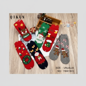 Calzini Natalizi in Pelliccia di Coniglio per Bambini - Product Image 1