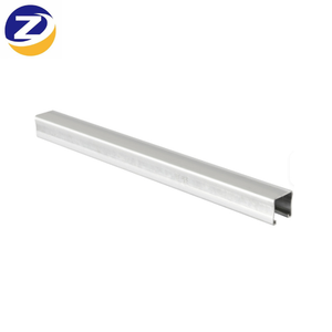 Profilés en acier sur mesure de haute qualité pour la construction de poteaux de garde-corps municipaux et de panneaux de signalisation routière. - Product Image 4