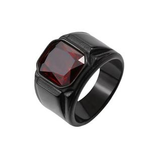 Anillo de Sello de Acero Inoxidable con Gema Roja Natural para Hombre, Chapado en Negro, Texturas Contrastantes, Estilo Atrevido, Oscuro, Rebelde, Motero, Punk - Product Image 4