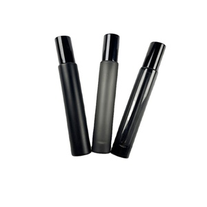 Tùy Chỉnh Sang Trọng Bao Bì Mỹ Phẩm Frosted Matte Màu Đen Rỗng 5Ml <span class=keywords><strong>8Ml</strong></span> 10Ml Nước Hoa Vòng Thủy Tinh Con Lăn Chai - Product Image 1