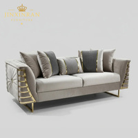 Modernes Samt-Sofa-Set 2-3-Sitzer Einzelner Gebogener Sessel Kanalgetuftet Edelstahl-Beine Konvertierbar Hotelgeeignet