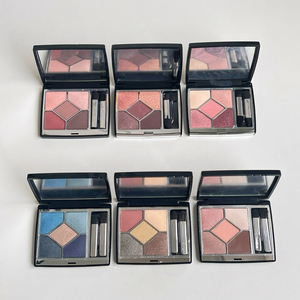 Paleta de sombras de ojos brillantes al por mayor, <span class=keywords><strong>polvo</strong></span> que no se esparce, brillo intenso y natural - Product Image 1