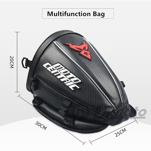 Moto centric <span class=keywords><strong>Motorcycle</strong></span> Tail <span class=keywords><strong>Bag</strong></span> Wasserdichte reflektierende Motocross-Rücksitz taschen aus Kohle faser leder Rider <span class=keywords><strong>Riding</strong></span> Shoulder Pack - Product Image 2