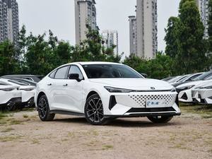 รถยนต์ฉะฉันหางเสือ รุ่นปี 2024 ฉางอัน UNI-V สมาร์ท อิเล็กทริก IDD บลู เวิล ระยะทางวิ่งไฟฟ้า 136 กม. รุ่นสมาร์ท คูล อิดิชั่น รถยนต์ไฮบริดแบบเสียบปลั๊ก รถยนต์ไฟฟ้าขนาดกะทัดรัด - Product Image 2