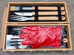 Ensemble d'outils de barbecue avec manche en bambou, étui de rangement et gants résistants à la chaleur, kit d'accessoires de barbecue en acier inoxydable pour l'extérieur - Product Image 4