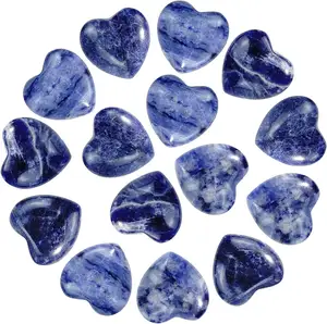 Toptan mavi Sodalite kristal kalp taş mavi damarlar taş Lapis Lazuli kalp şifa için