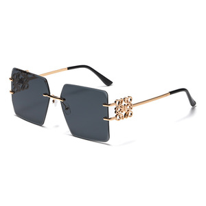 Fashion Frameless <b>Oversized</b> <b>Sunglasses</b> Gold Metal Bow Polygonal Design Women UV400 Light Weight - Product Image 5