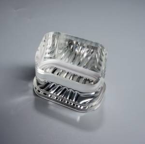 BO-GLASS Fabricante Personalizado de Alta Precisão Óptica BK7 BOROSILICATE Prisma Triangular AR Revestimento Clear Runway Lights 3-Year - Product Image 2