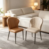 Chaise de salle à manger en cuir de luxe léger avec dossier incurvé ergonomique et structure métallique robuste pour hôtel et restaurant