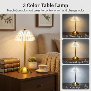 Lampe de table LED rechargeable sans fil dorée à intensité variable Nordic Hotel avec 3 températures de couleur, design décoratif pour la maison - Product Image 4