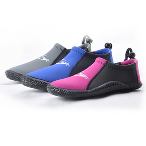 Zapatos de Neopreno de 3 mm Antideslizantes con Logotipo Personalizado, Sin Cremallera, Correa Ajustable, para Surf, Buceo, Playa - Product Image 2
