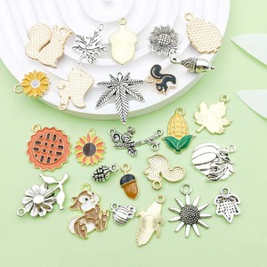 จี้รูปสัตว์ทำจากโลหะผสมสังกะสีสำหรับทำเครื่องประดับ DIY ของขวัญสำหรับทุกเพศทุกวัย รุ่น SN1006 - Product Image 4
