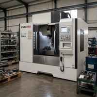 Centres d'usinage CNC en aluminium VMC1160 avec corps en fonte rigide et magazine à 24 outils pour pièces en plaque